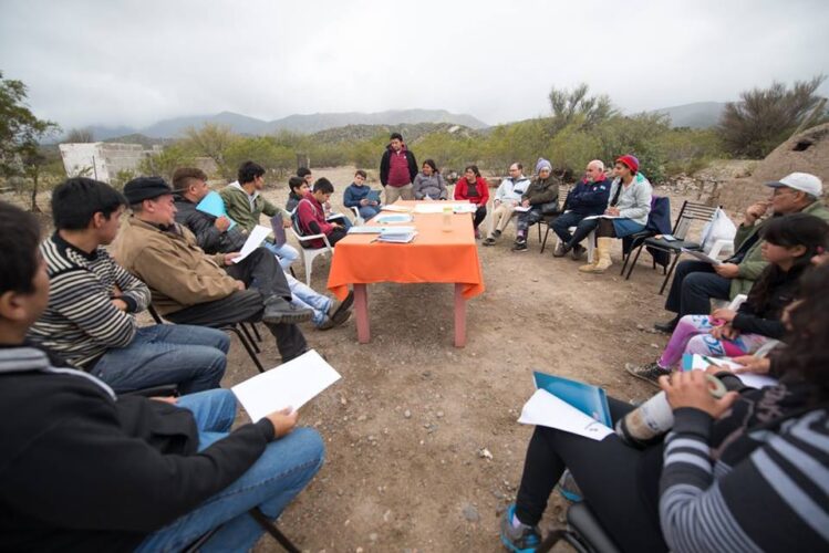 Rural radio network in Argentina: Sowing words, harvesting rights
